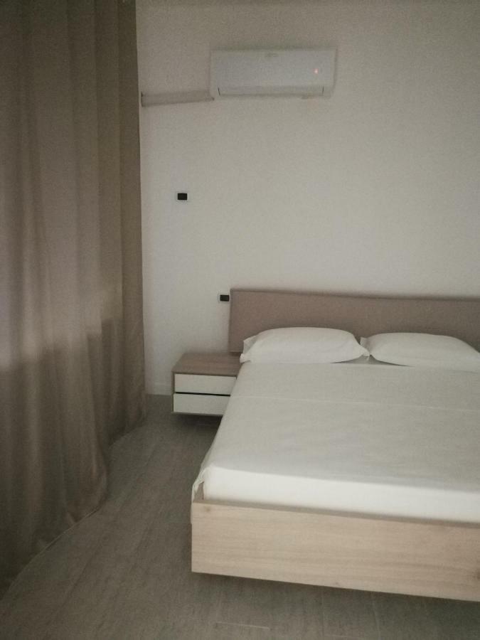 B&B Crispino เบลเวเดเร มาริตตีโม ภายนอก รูปภาพ